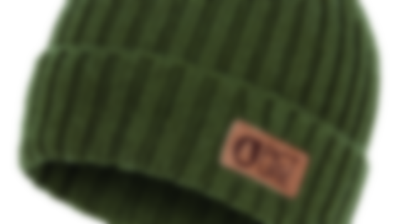 Olivengrüne Strickmütze mit Leder-Logo. © Picture Organic Clothing